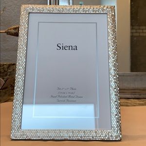 Silver Siena Metallics 7/"x5/" Glitter Photo Frame